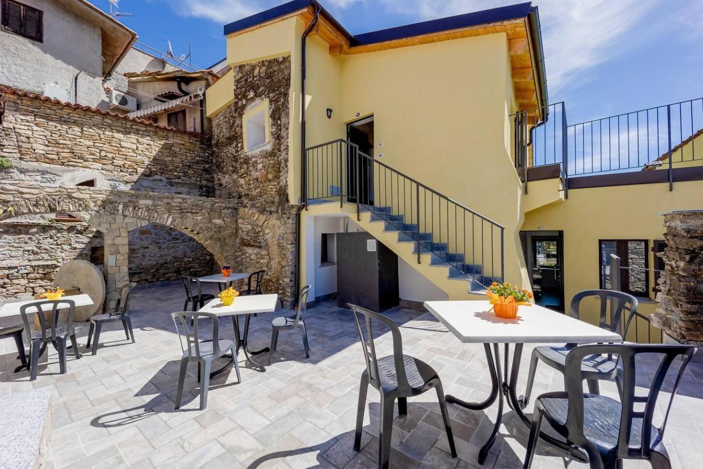 Appartamento Alba Dachi Farm Marina dʼMarina dʼAndora Exteriér fotografie